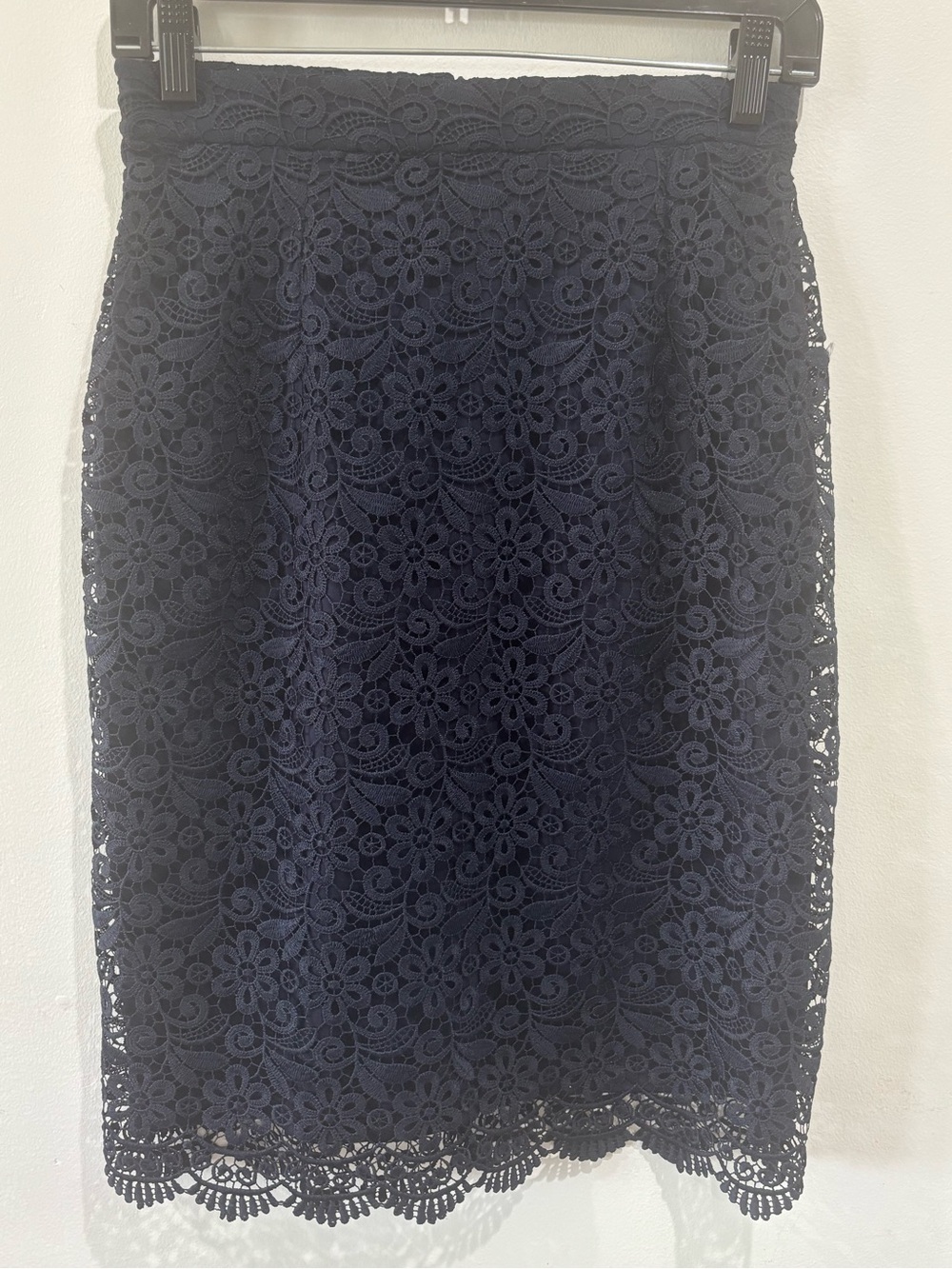 Uniqlo Floral Navy Lace Pencil Skirt